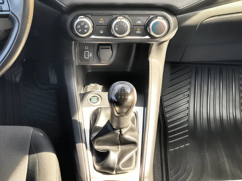 Nissan Versa 2024 - Imagen 14 de 20