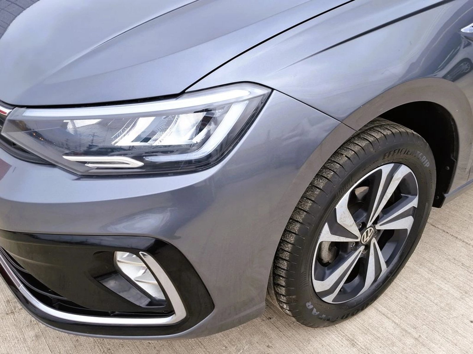 VOLKSWAGEN VIRTUS 2024 - Imagen 9 de 20