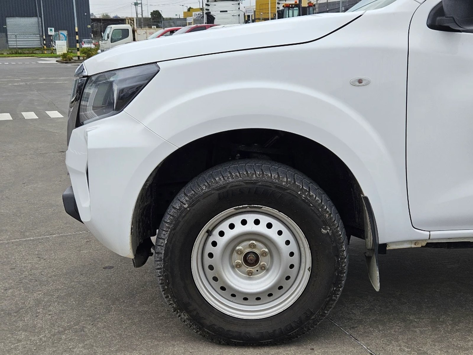 NISSAN NAVARA 2023 - Imagen 9 de 20