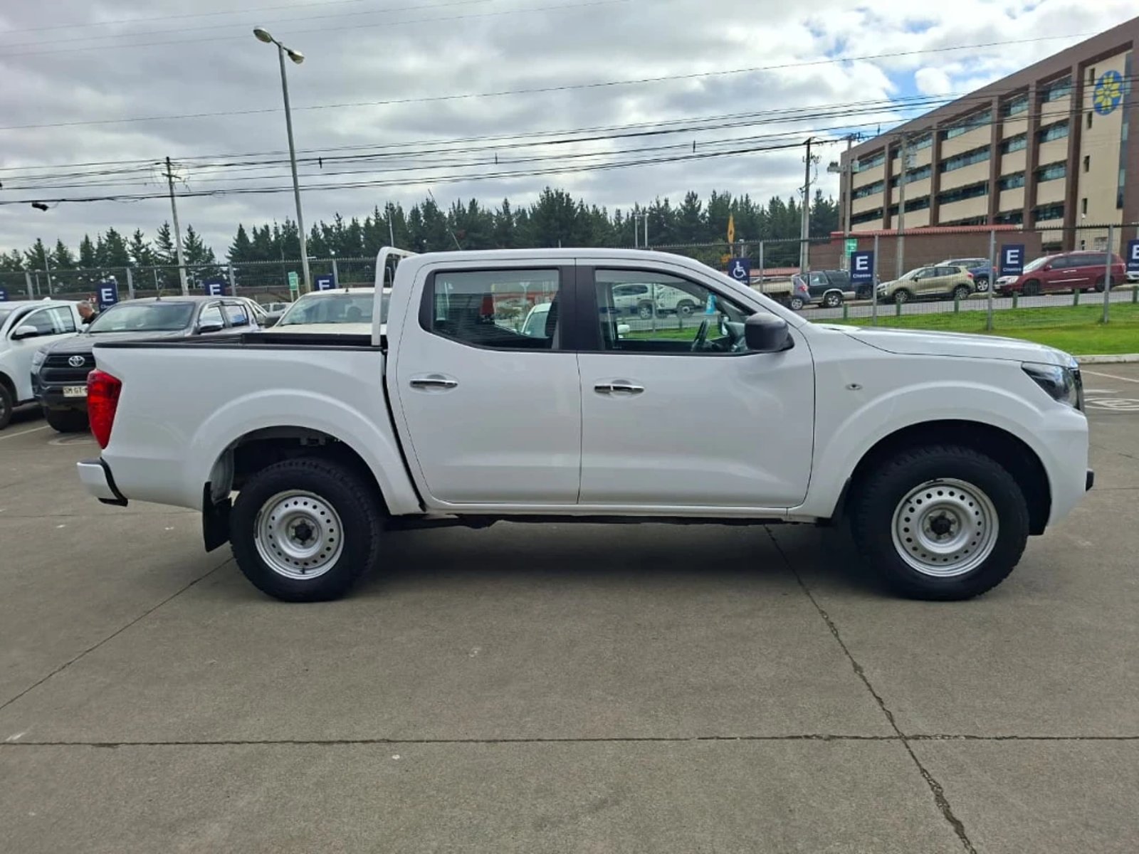 NISSAN NAVARA 2023 - Imagen 4 de 20