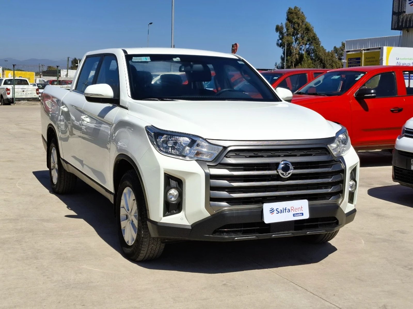 SsangYong Grand musso 2023 - Foto 3 de 20