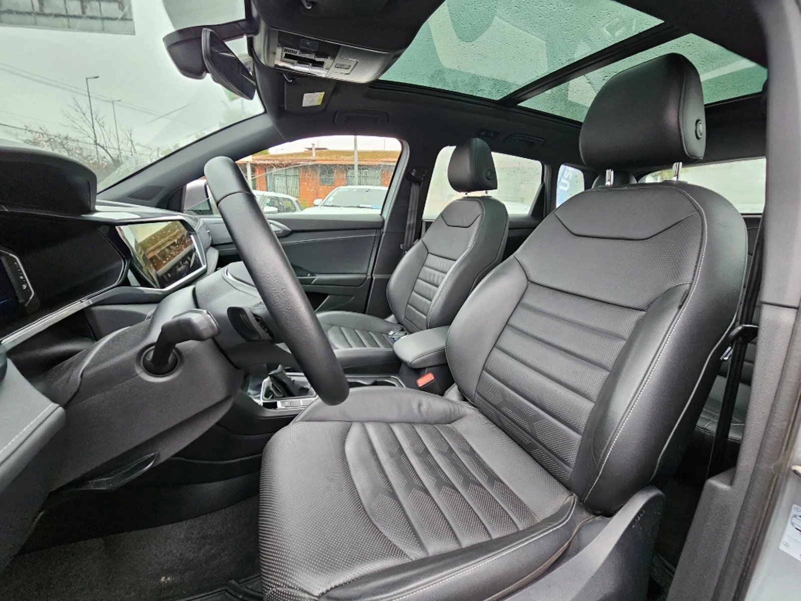VOLKSWAGEN TAOS 2023 - Imagen 18 de 20