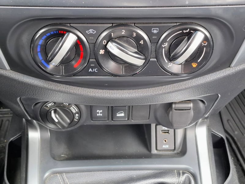 Nissan Navara 2023 - Imagen 18 de 20