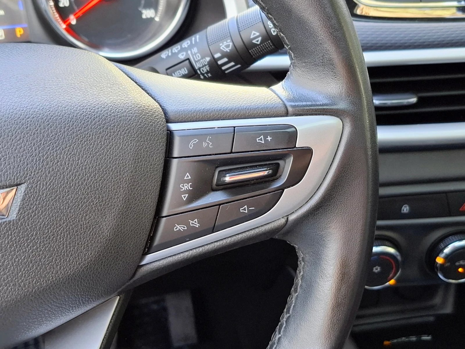 Chevrolet Tracker 2024 - Imagen 16 de 20