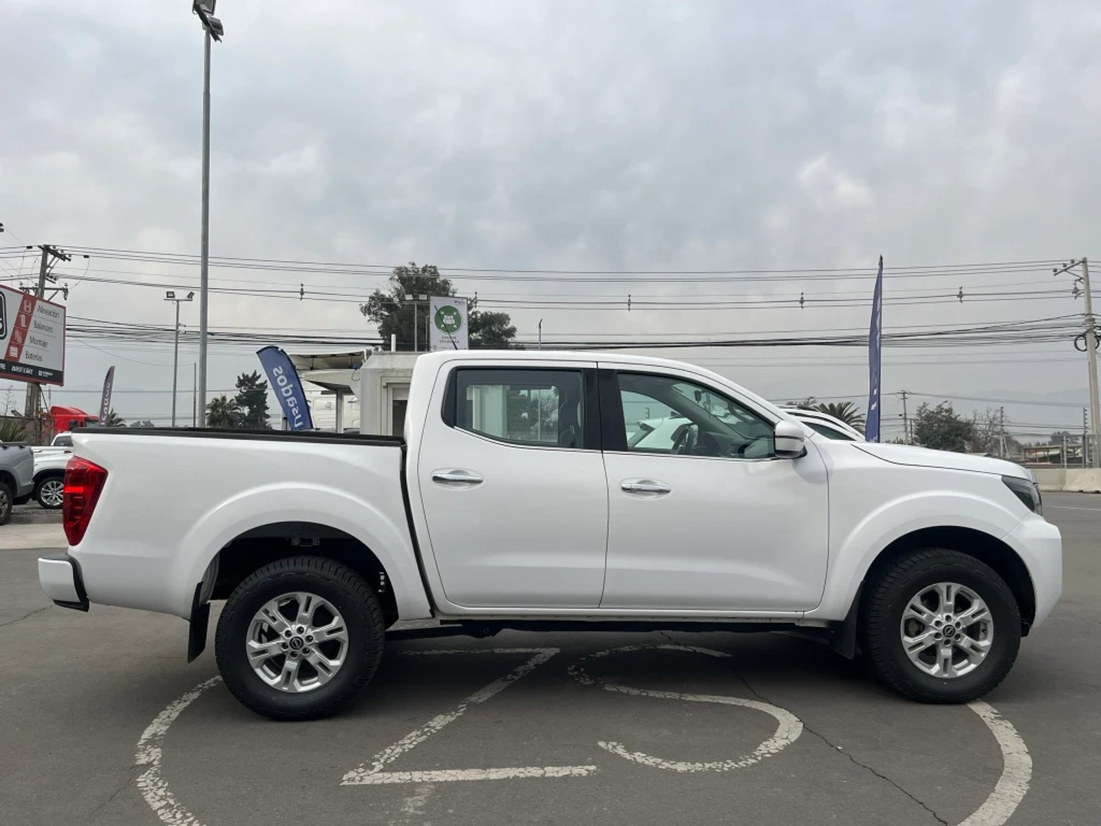 Nissan Navara 2023 - Foto 4 de 20