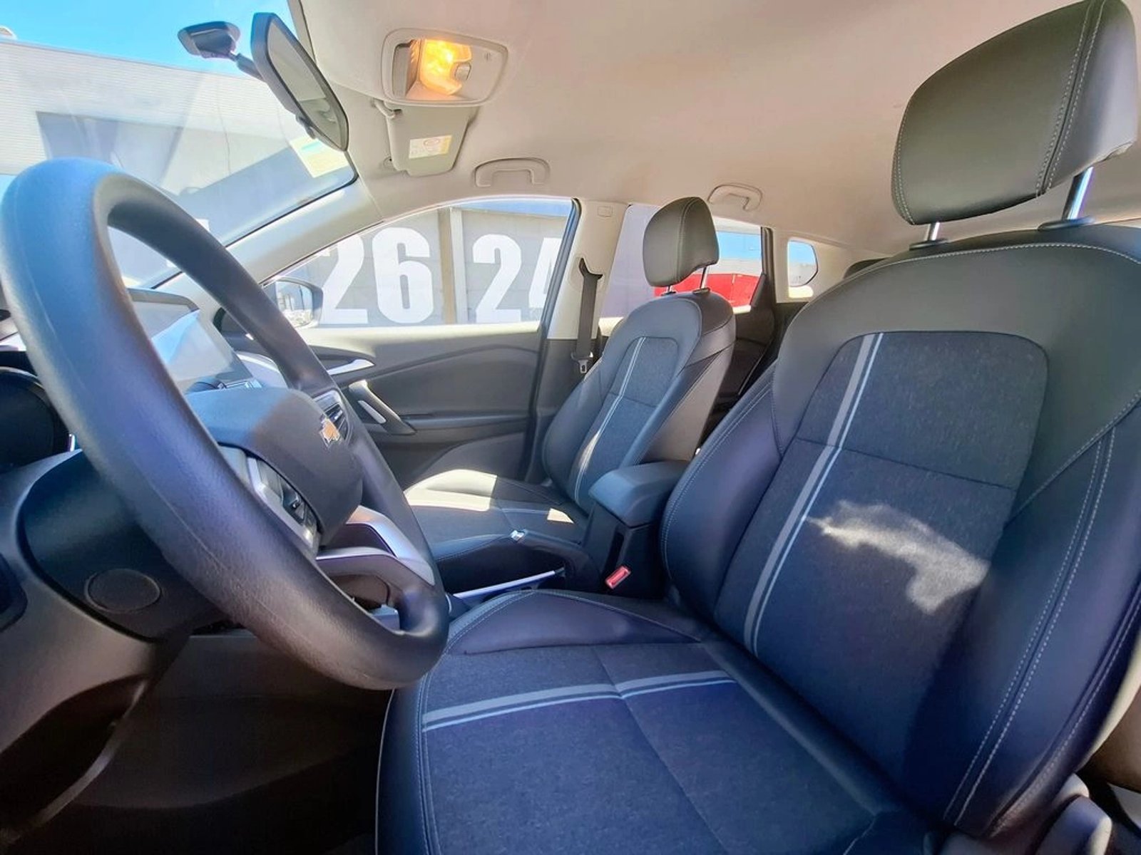 CHEVROLET TRACKER 2023 - Imagen 13 de 20