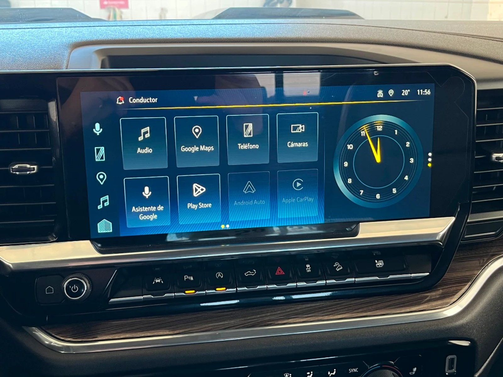 Chevrolet Silverado 2024 - Imagen 17 de 19