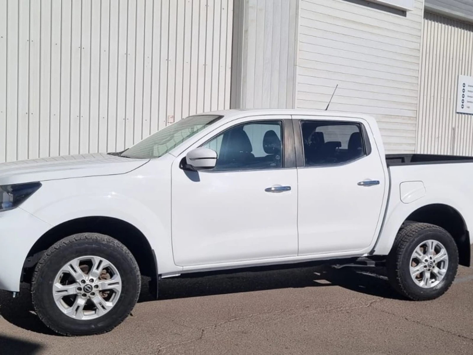 Nissan Navara 2023 - Foto 5 de 20