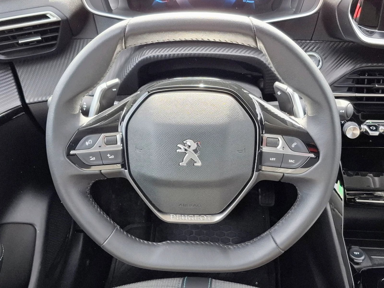 Peugeot 208 2023 - Imagen 13 de 20