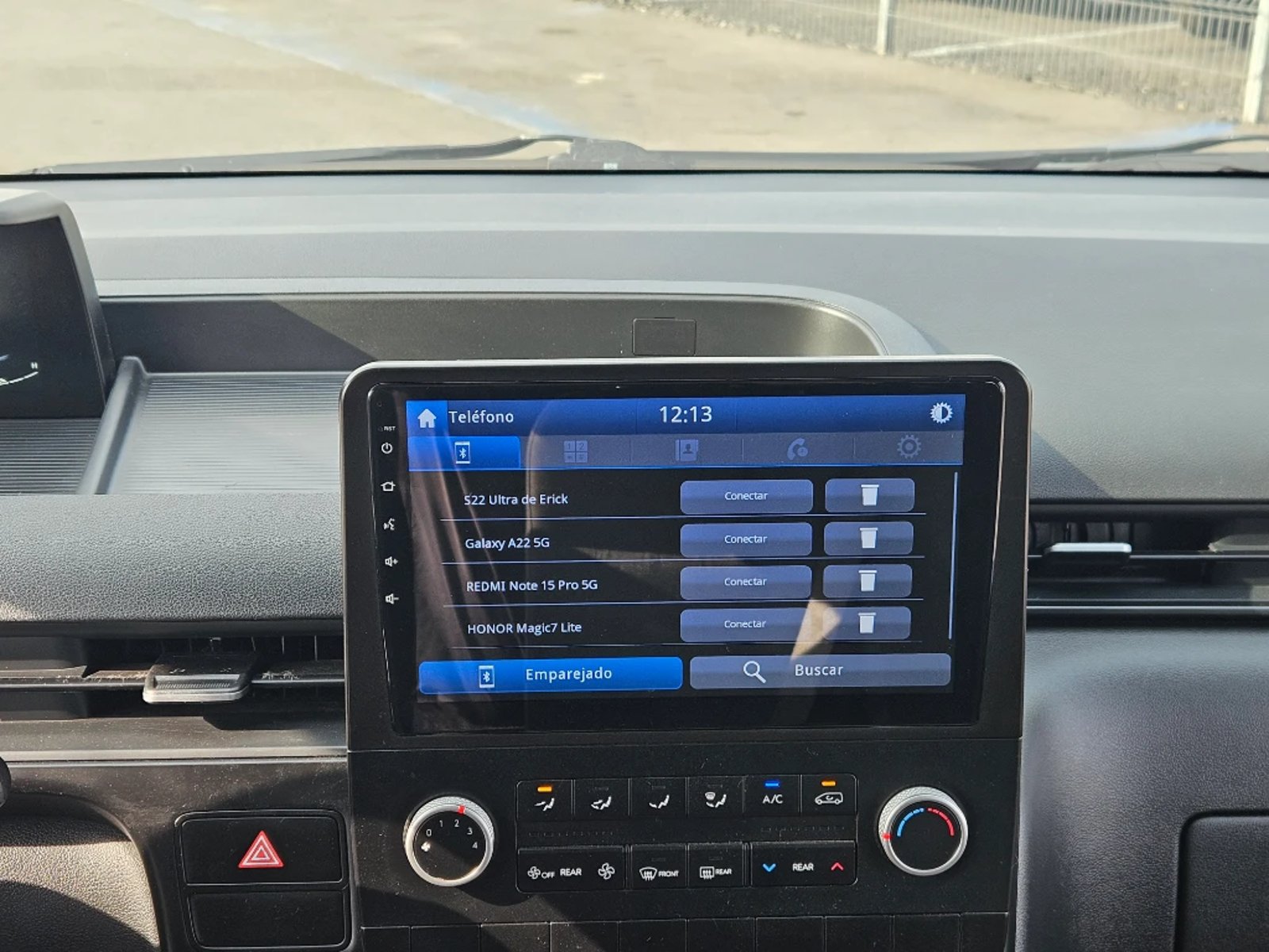 HYUNDAI STARIA FURGÓN 2024 - Imagen 18 de 20