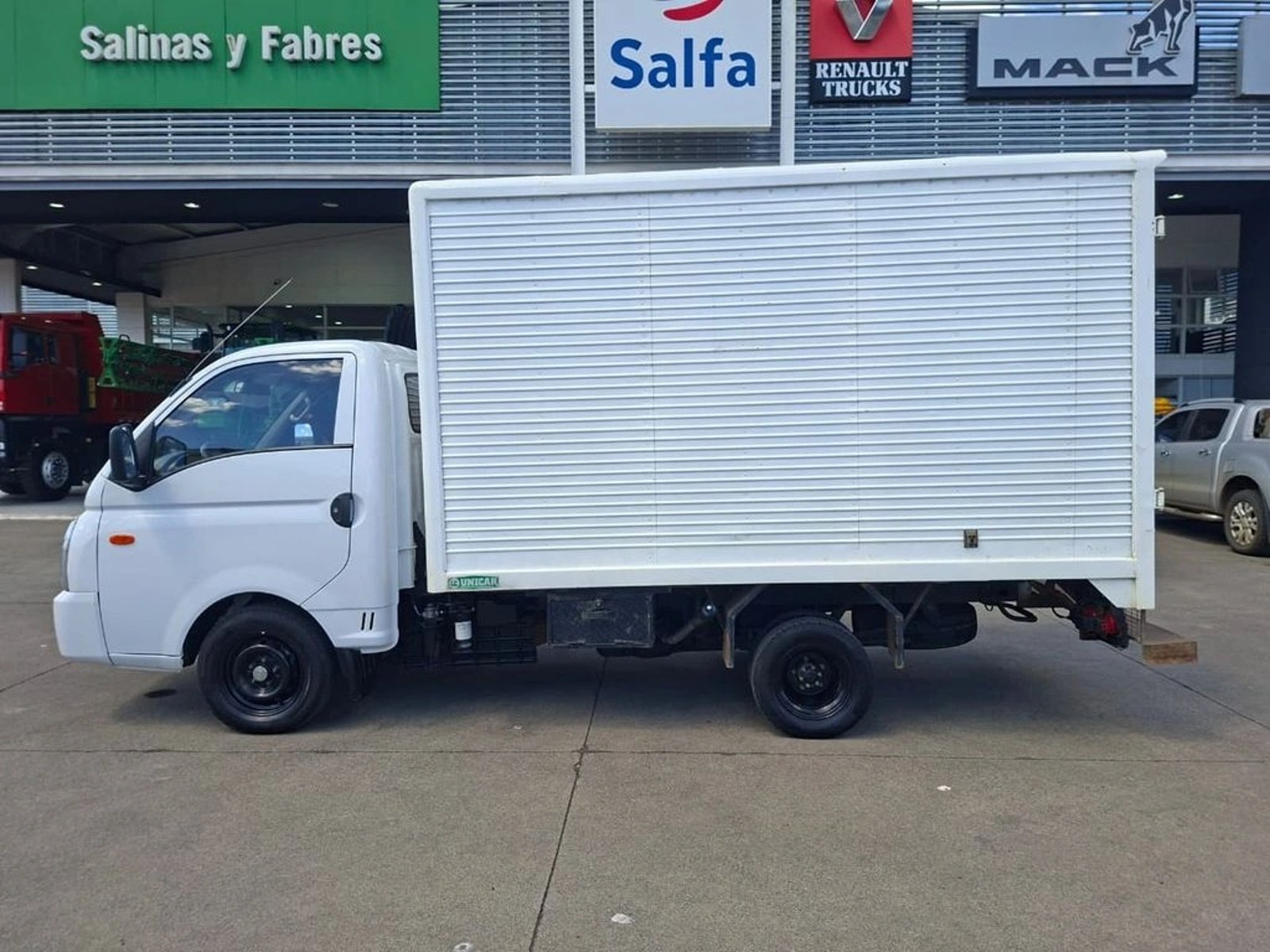 HYUNDAI PORTER 2023 - Imagen 9 de 20