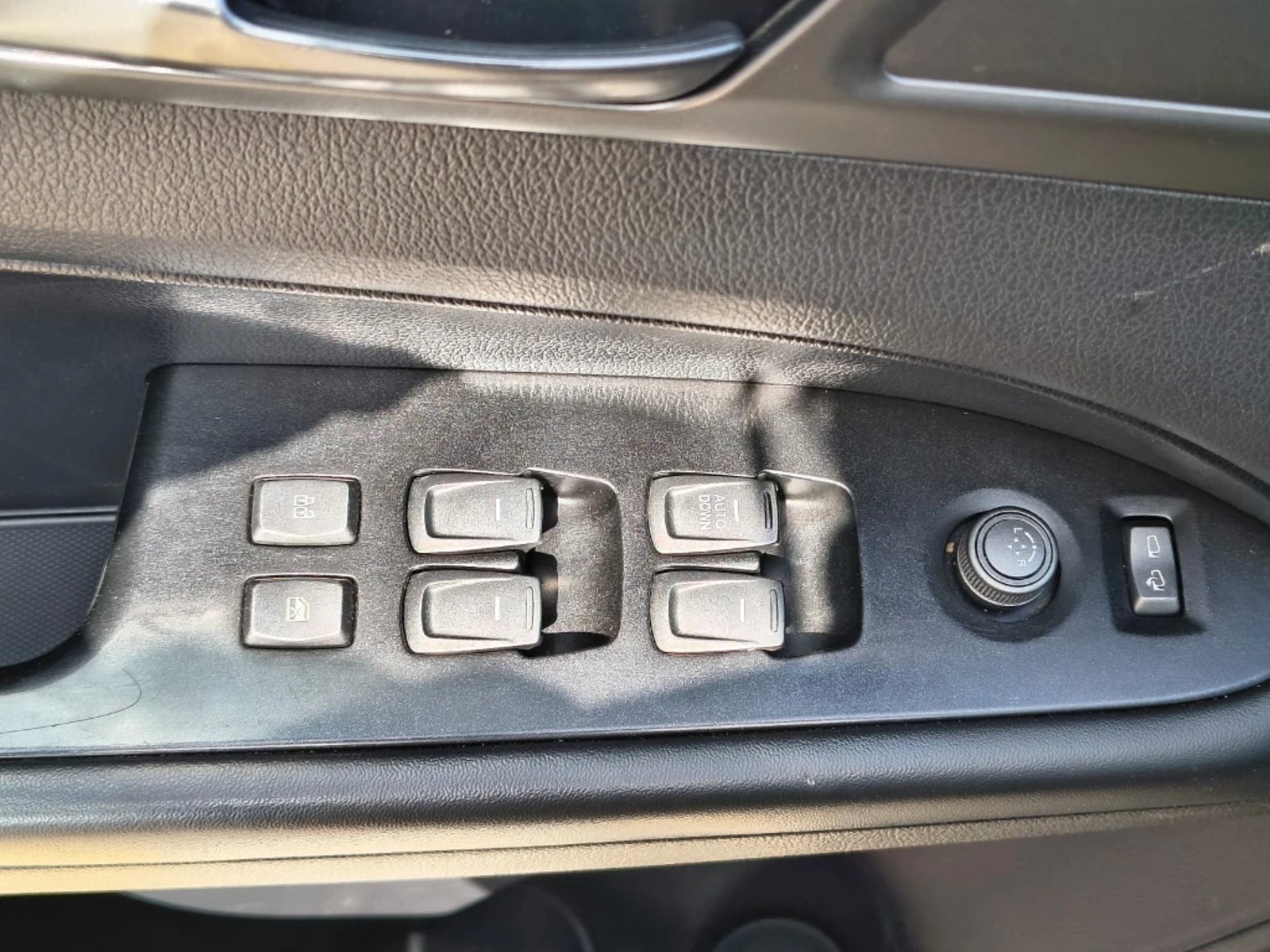 SsangYong Grand musso 2023 - Imagen 15 de 20