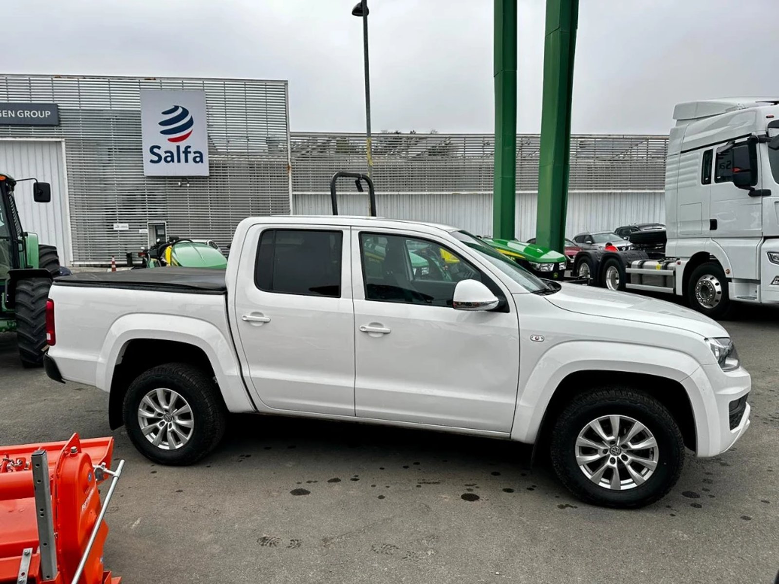 VOLKSWAGEN AMAROK 2023 - Imagen 4 de 20