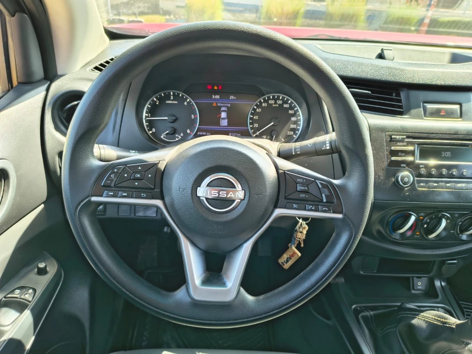 NISSAN NAVARA 2023 - Imagen 17 de 20