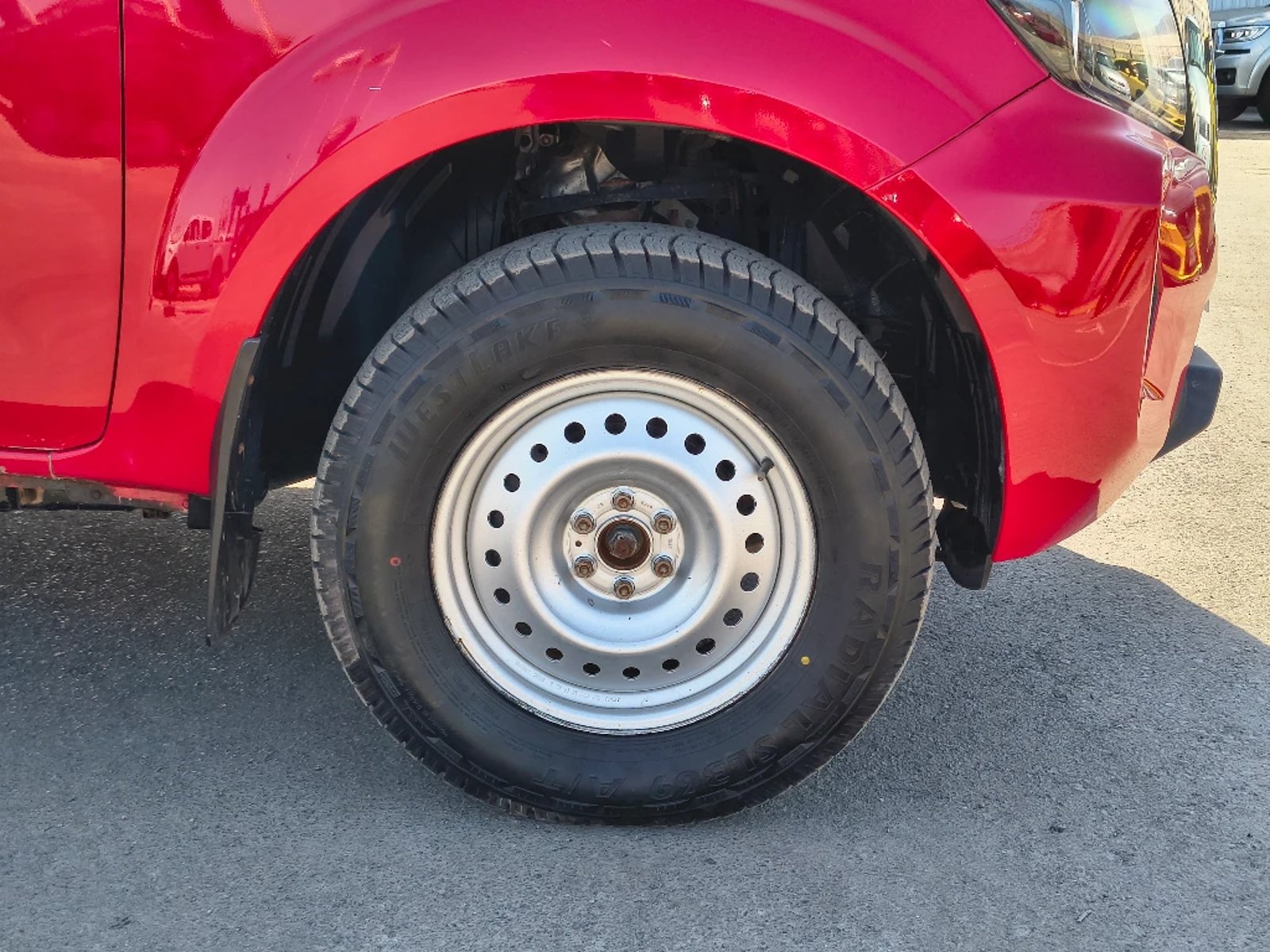 NISSAN NAVARA 2023 - Imagen 9 de 20