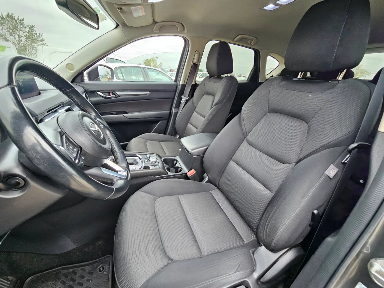 MAZDA CX-5 2022 - Imagen 16 de 20