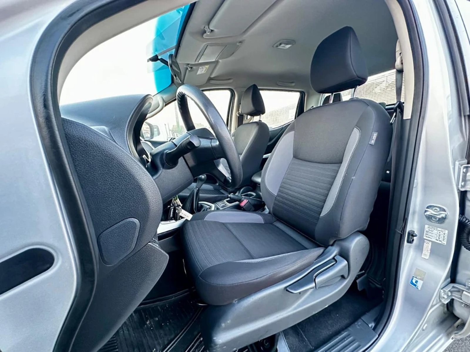 NISSAN NAVARA 2023 - Imagen 12 de 20