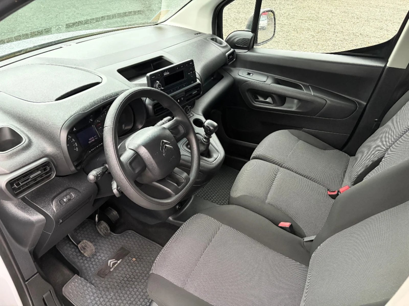 Citroën Berlingo 2023 - Imagen 18 de 20