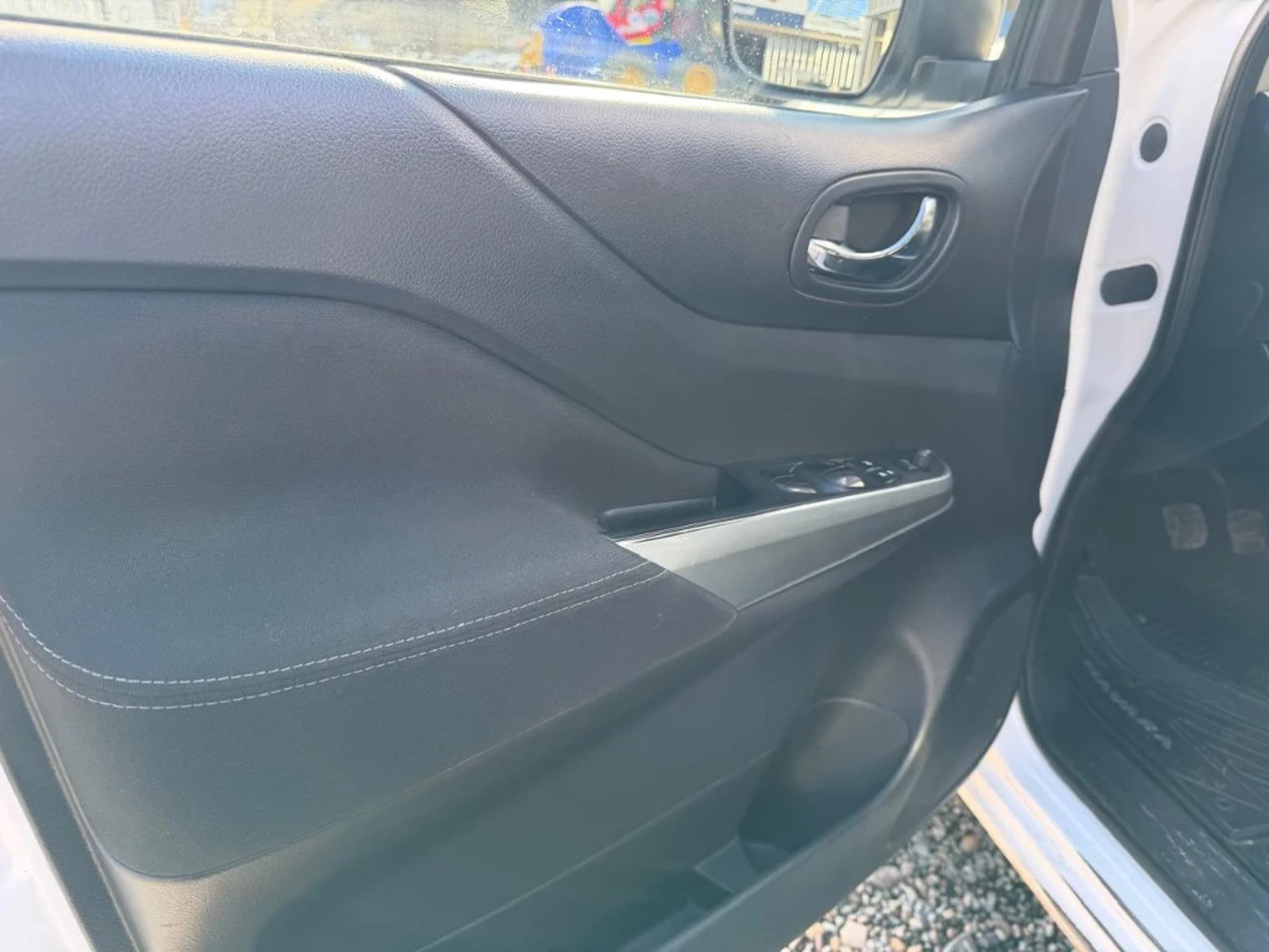 Nissan Navara 2023 - Imagen 14 de 20