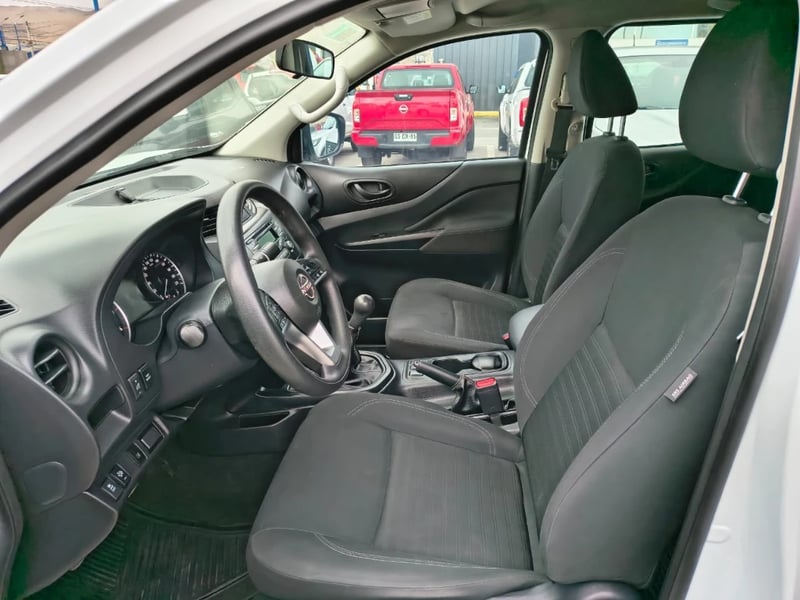 Nissan Navara 2023 - Imagen 12 de 20