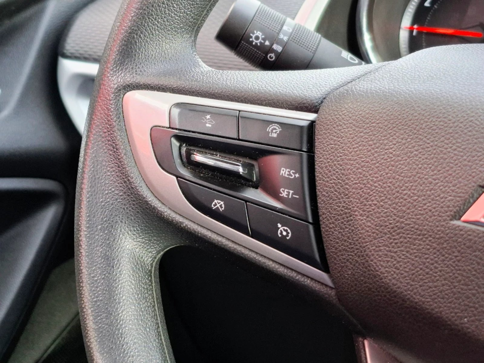Chevrolet Tracker 2024 - Imagen 14 de 20
