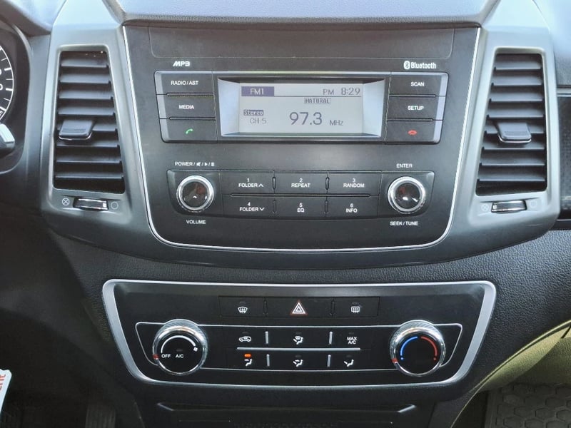 SsangYong Grand musso 2023 - Imagen 17 de 20
