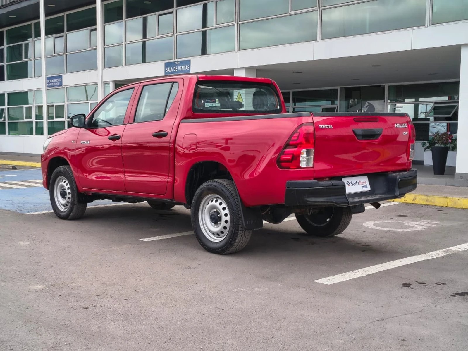 Toyota Hilux 2024 - Imagen 7 de 20
