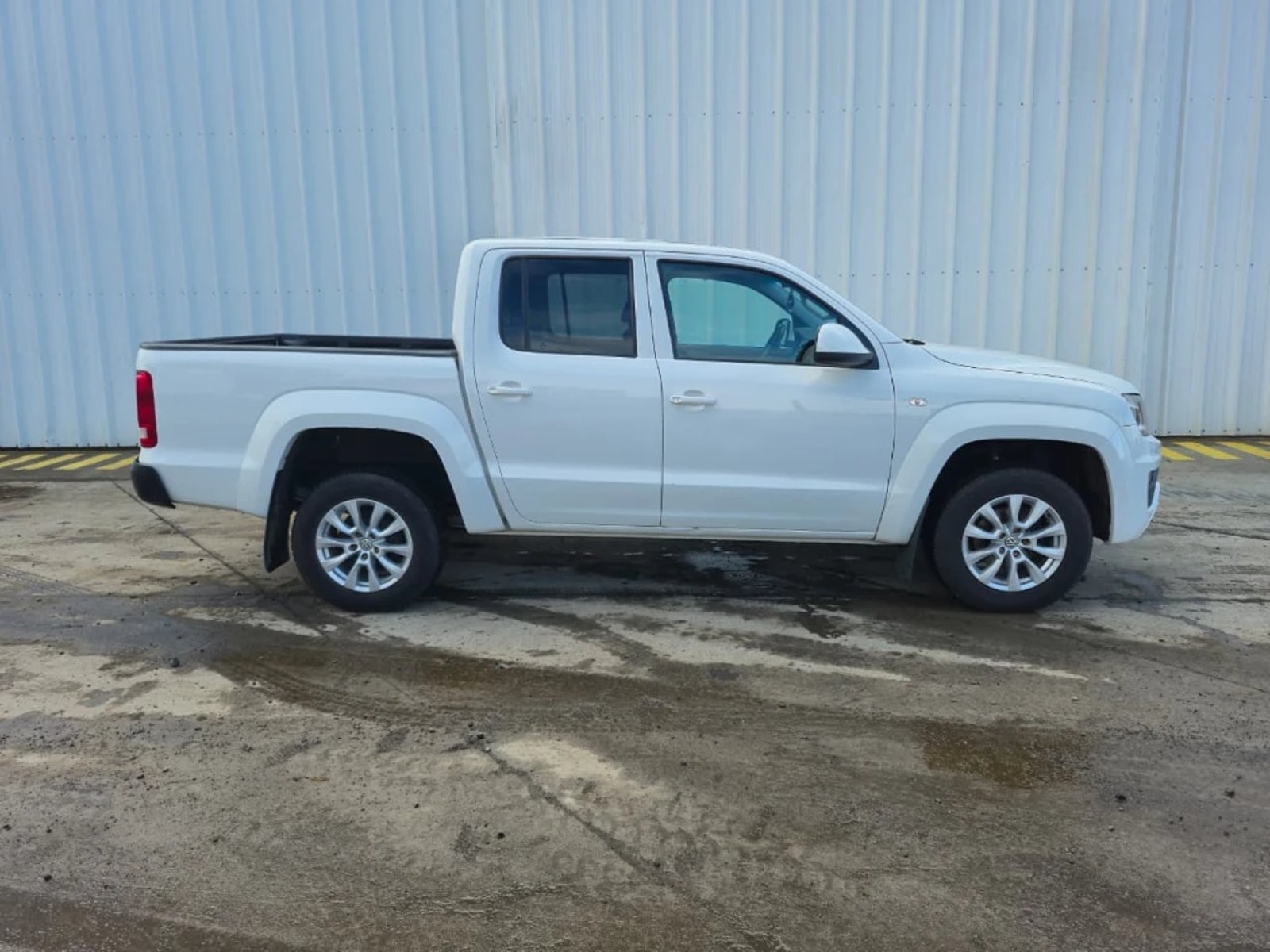 Volkswagen Amarok 2023 - Foto 4 de 20