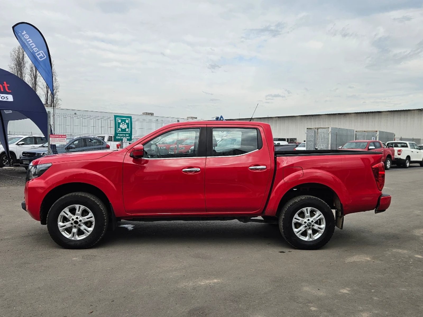 Nissan Navara 2023 - Imagen 8 de 20