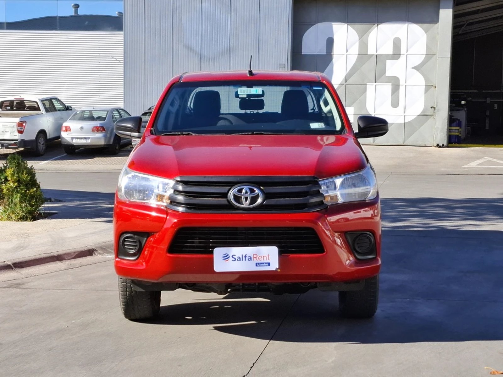 Toyota Hilux 2023 - Foto 2 de 20