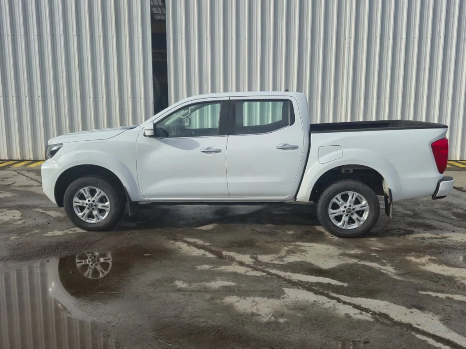Nissan Navara 2023 - Imagen 10 de 20