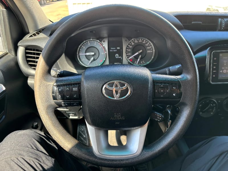 Toyota Hilux 2024 - Imagen 10 de 20