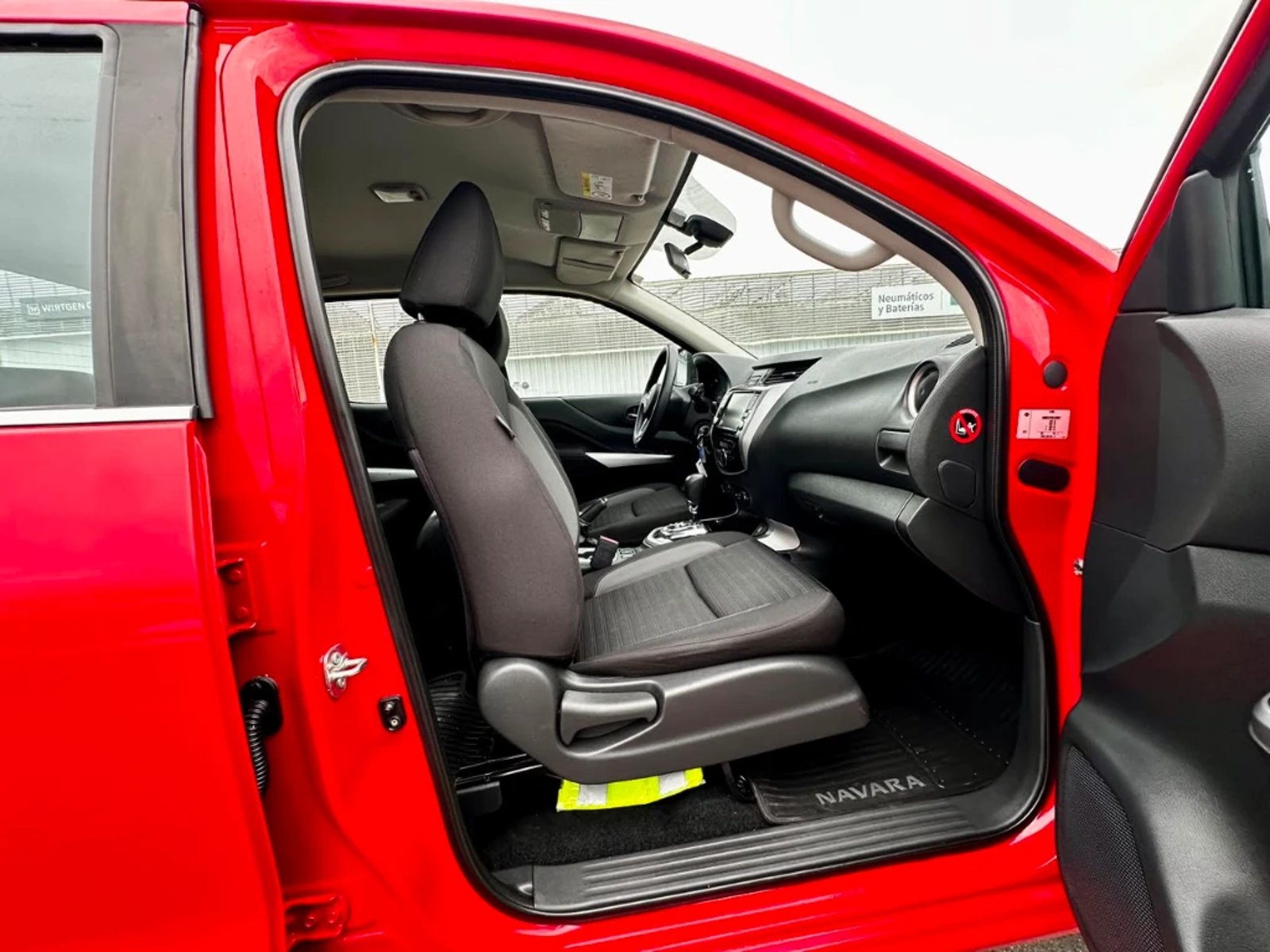 Nissan Navara 2024 - Imagen 12 de 20