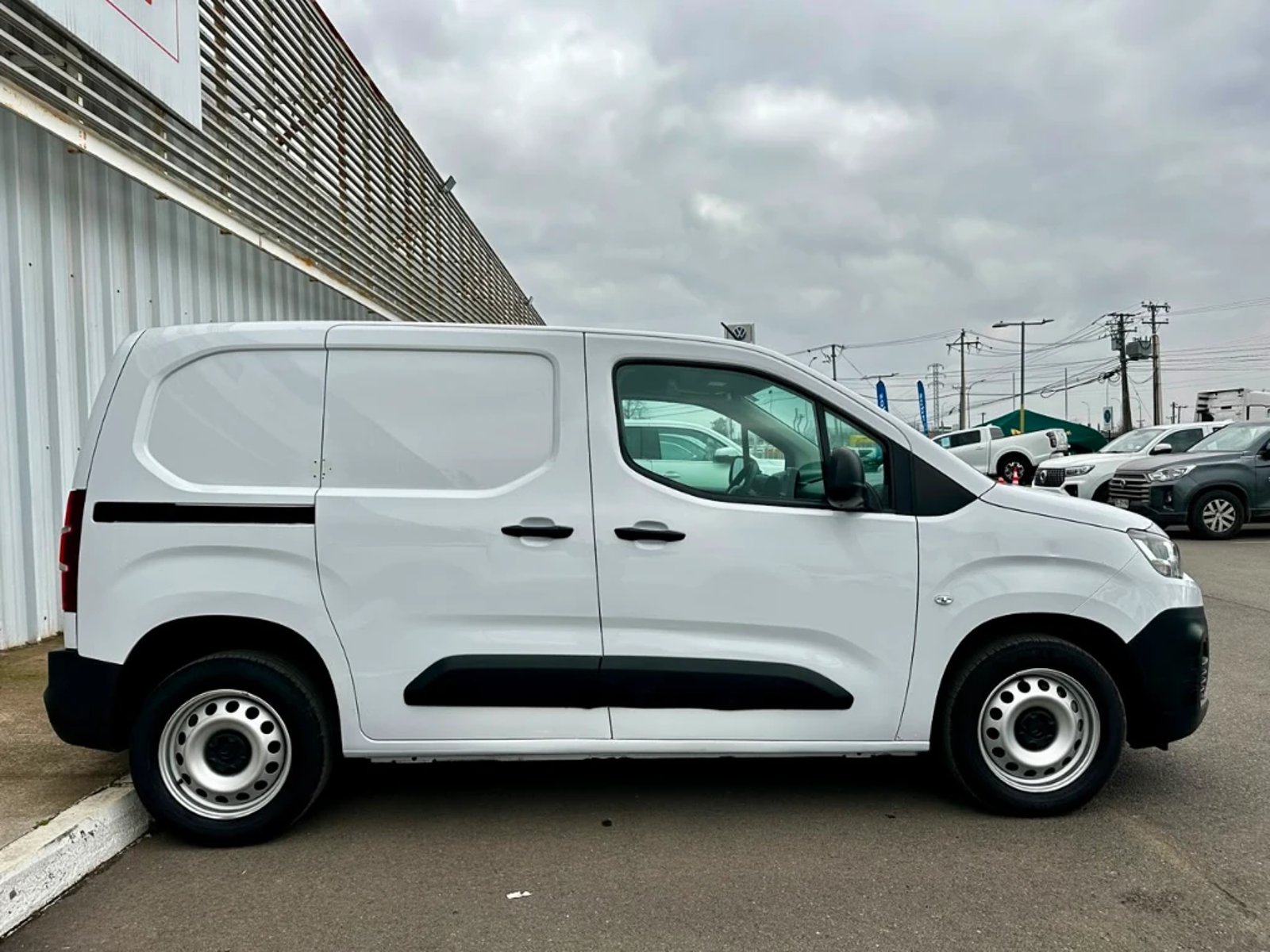 CITROEN BERLINGO 2024 - Imagen 17 de 20