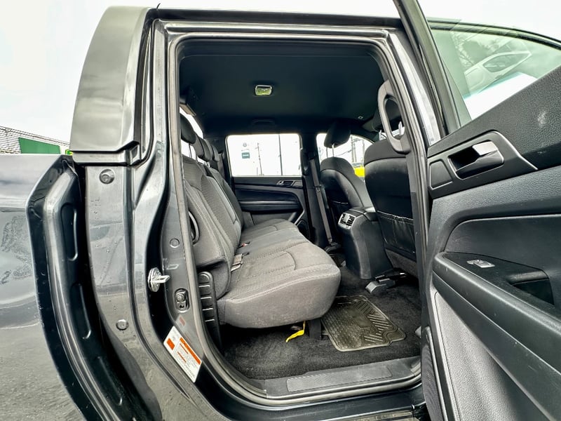 SsangYong Grand musso 2023 - Imagen 13 de 20