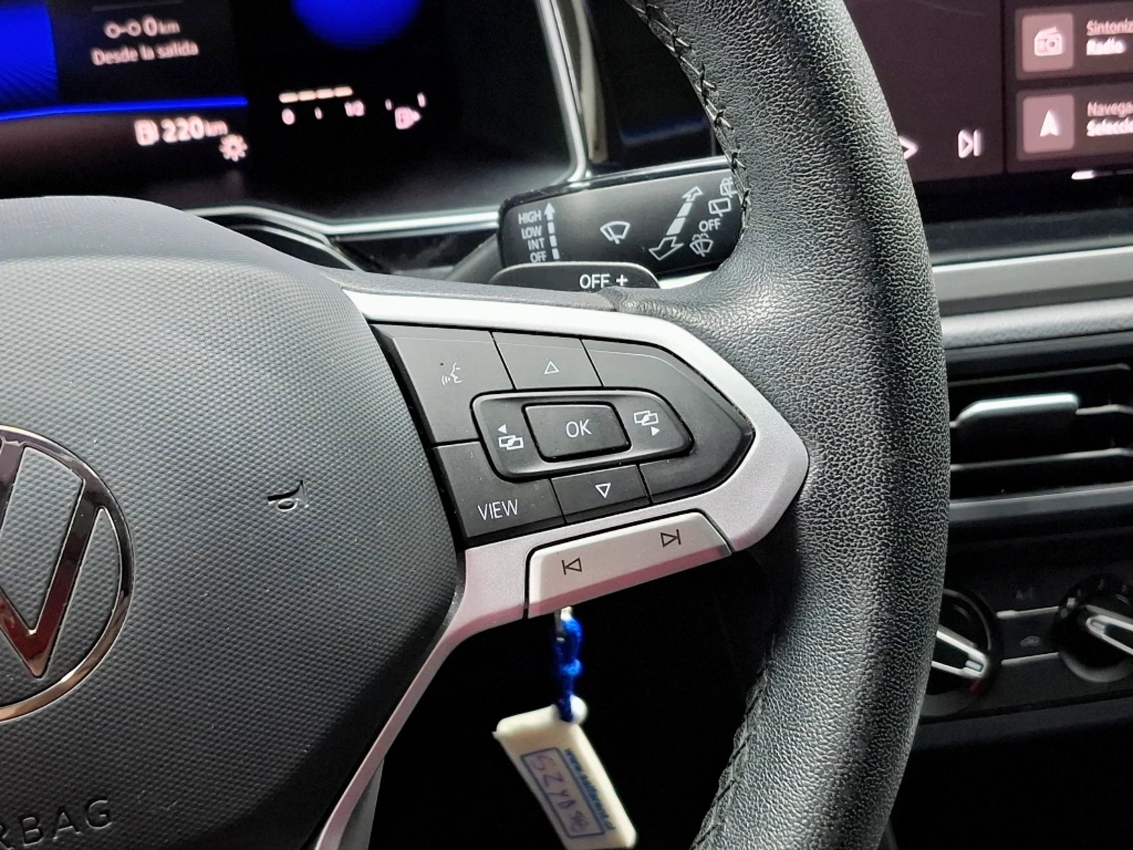 VOLKSWAGEN NIVUS 2023 - Imagen 18 de 20