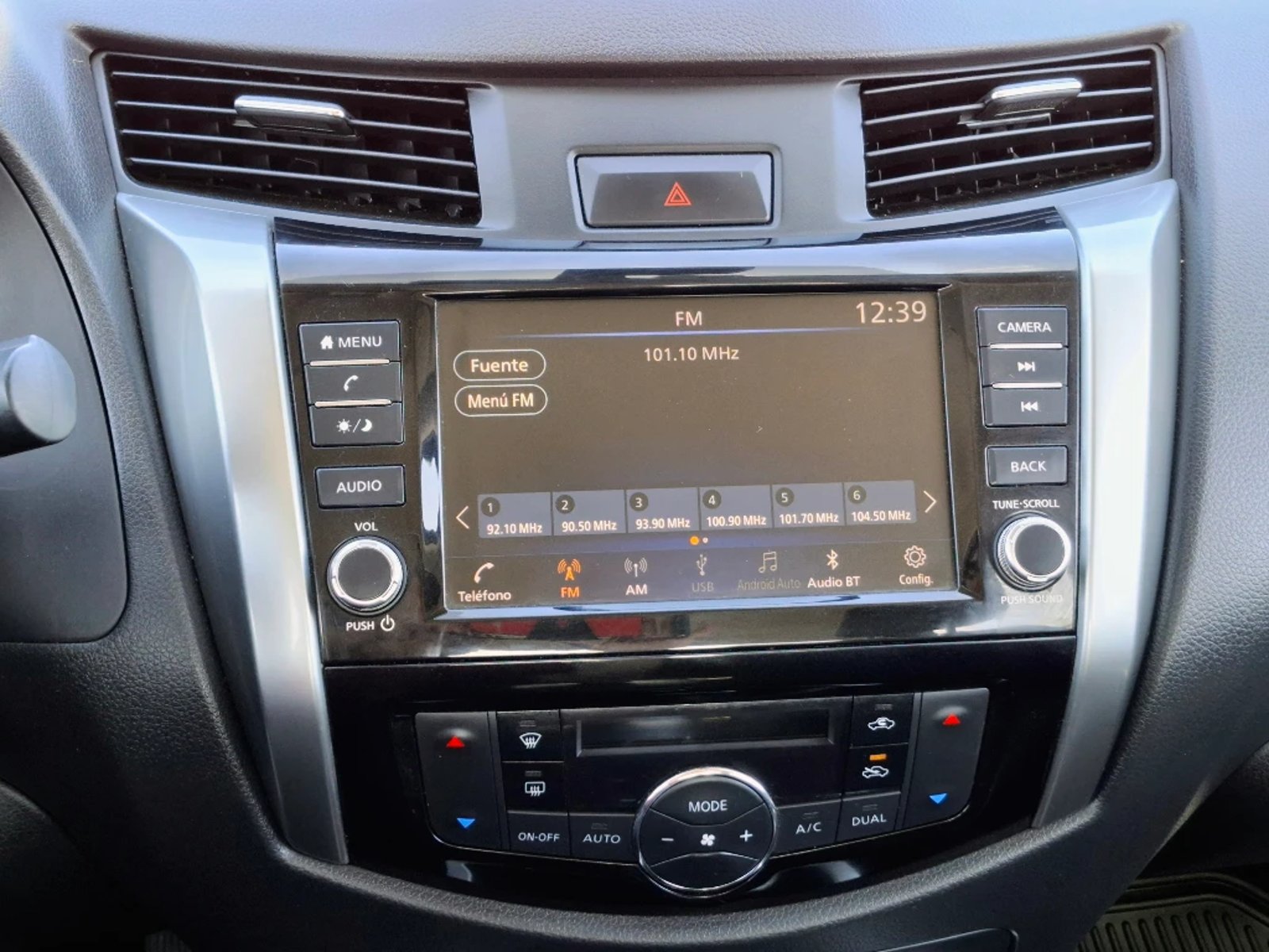 NISSAN NAVARA 2023 - Imagen 17 de 20