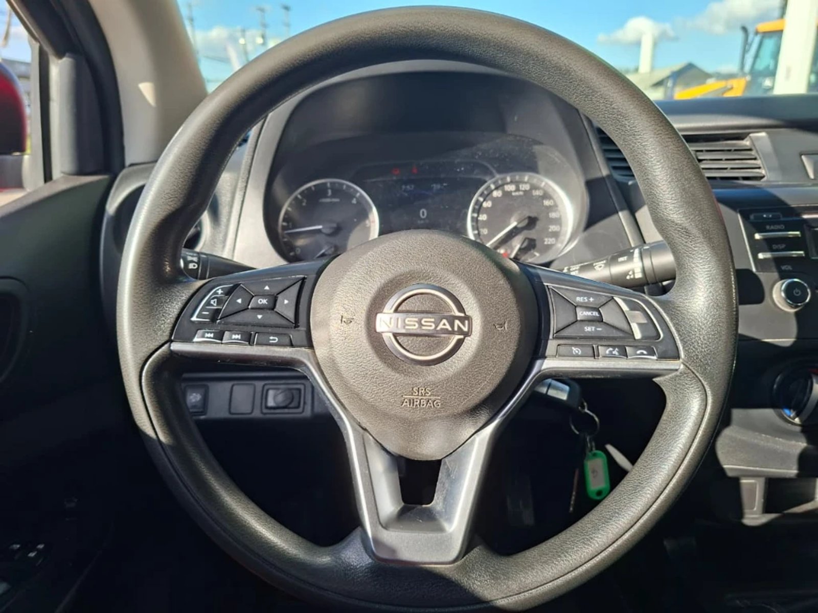 NISSAN NAVARA 2023 - Imagen 16 de 20