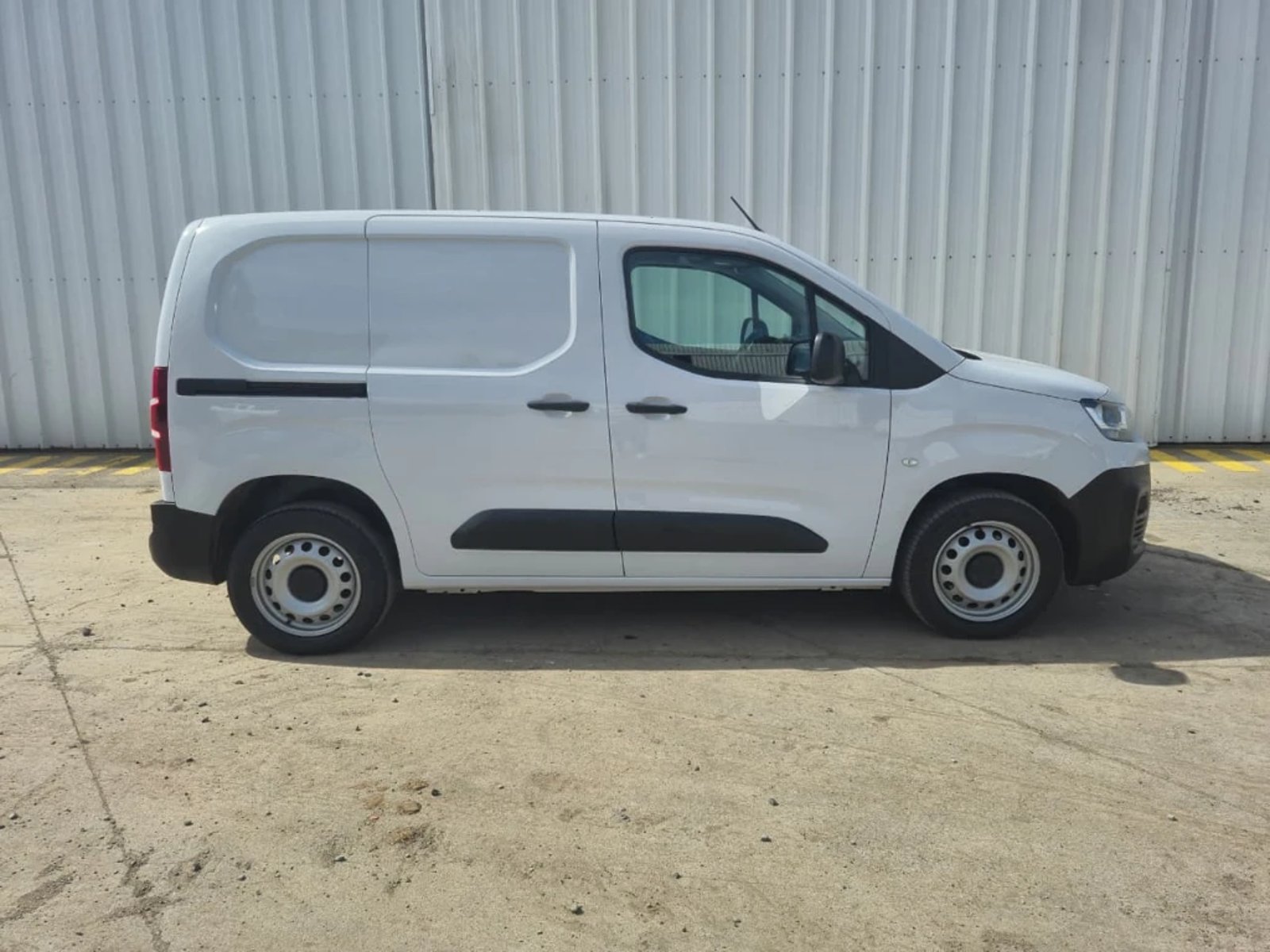 Citroën Berlingo 2024 - Foto 4 de 20