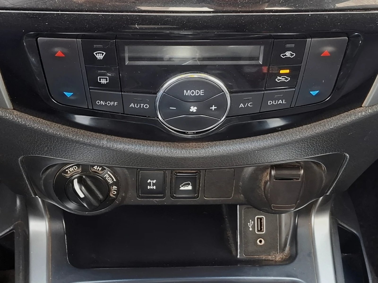 NISSAN NAVARA 2023 - Imagen 18 de 20