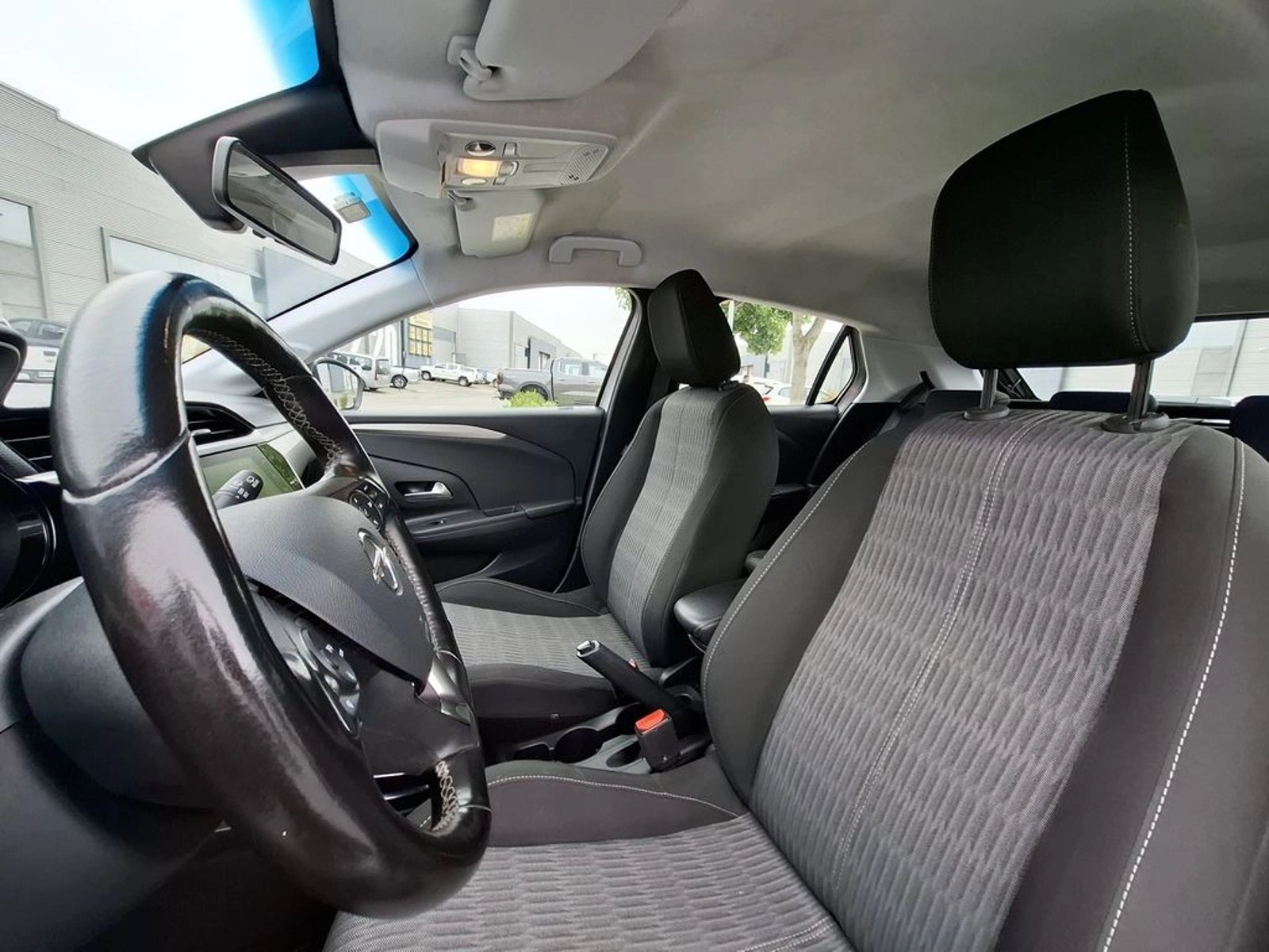 OPEL CORSA 2023 - Imagen 12 de 20