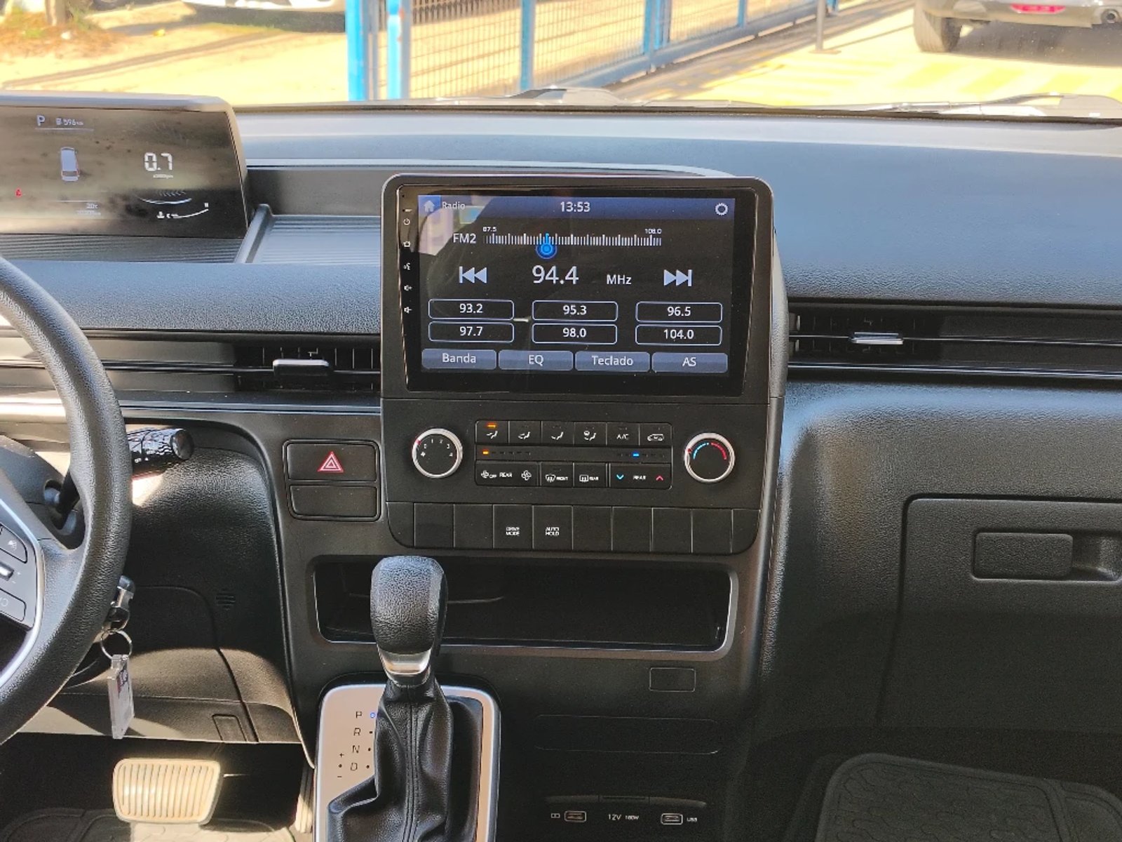HYUNDAI STARIA FURGÓN 2024 - Imagen 10 de 20
