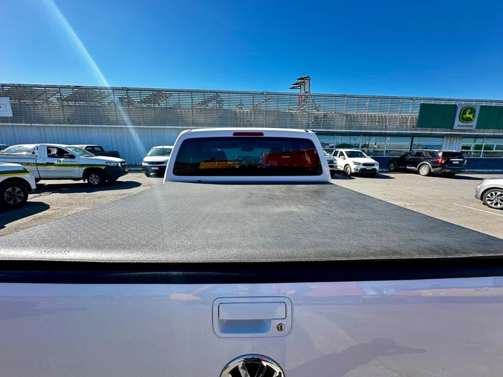 VOLKSWAGEN AMAROK 2023 - Imagen 7 de 20