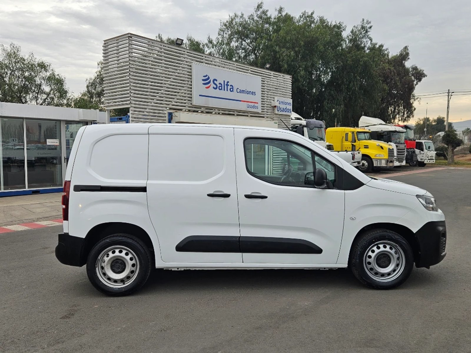 Citroën Berlingo 2022 - Foto 4 de 20