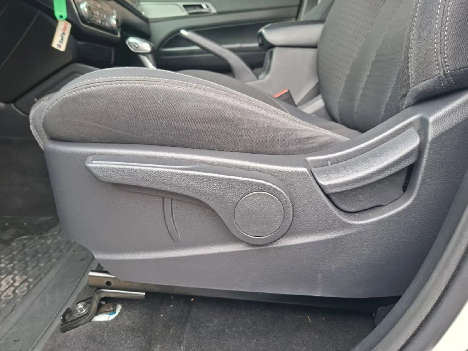 SSANGYONG GRAND MUSSO 2023 - Imagen 13 de 20