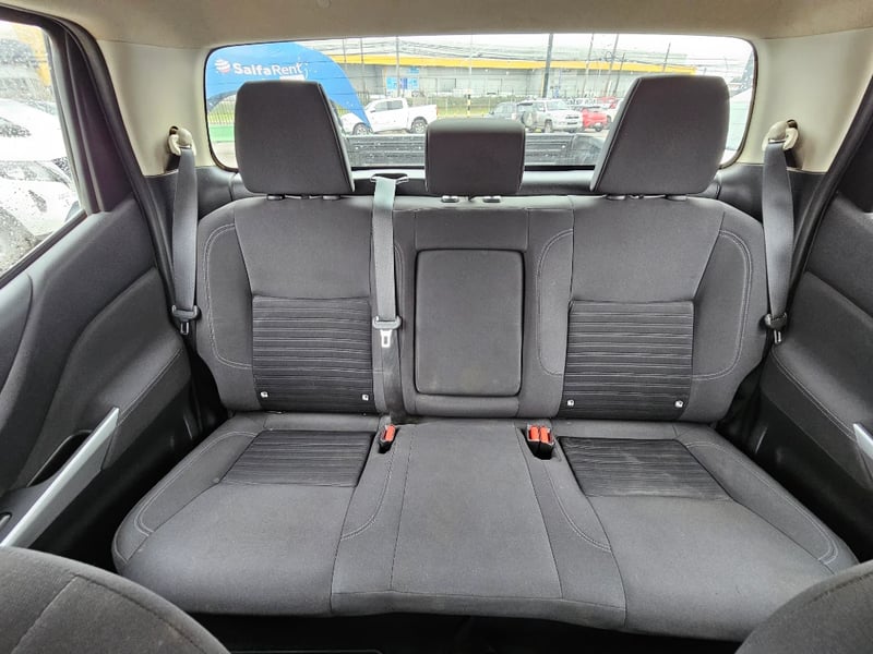 Nissan Navara 2023 - Imagen 18 de 20