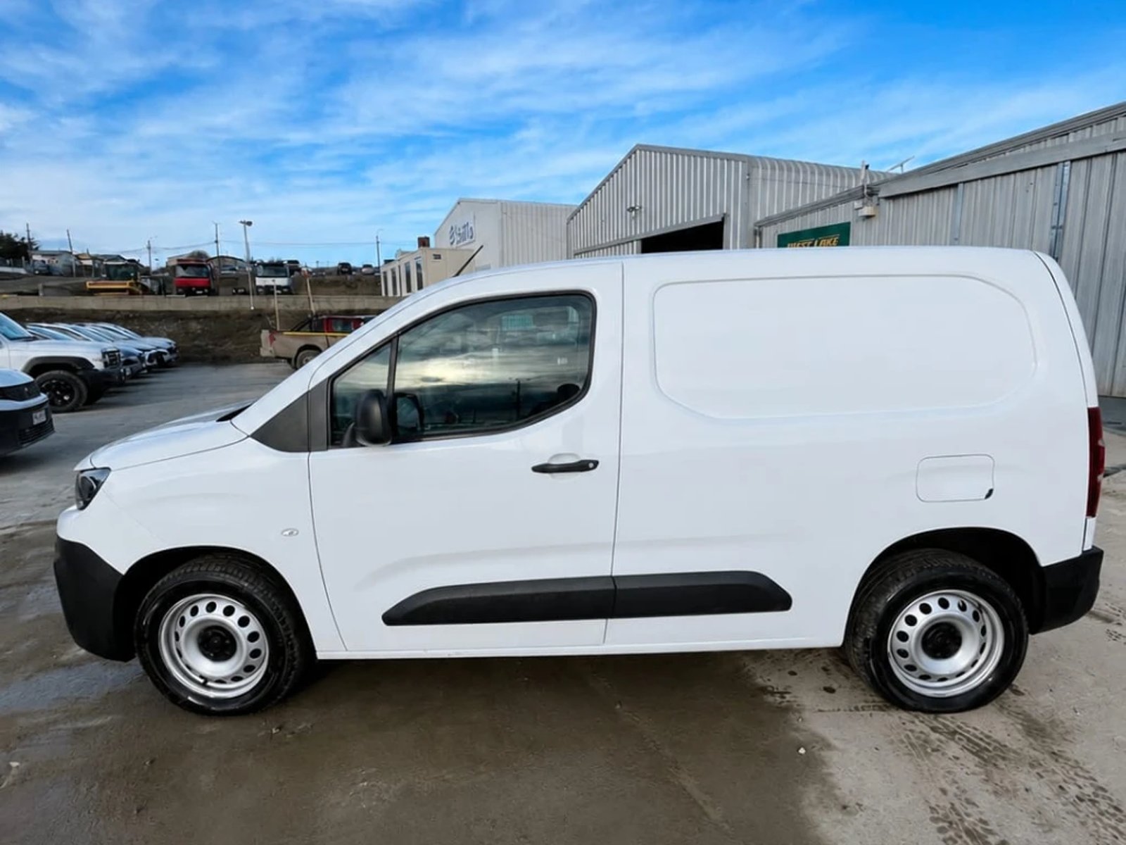 Peugeot Partner 2024 - Imagen 7 de 18