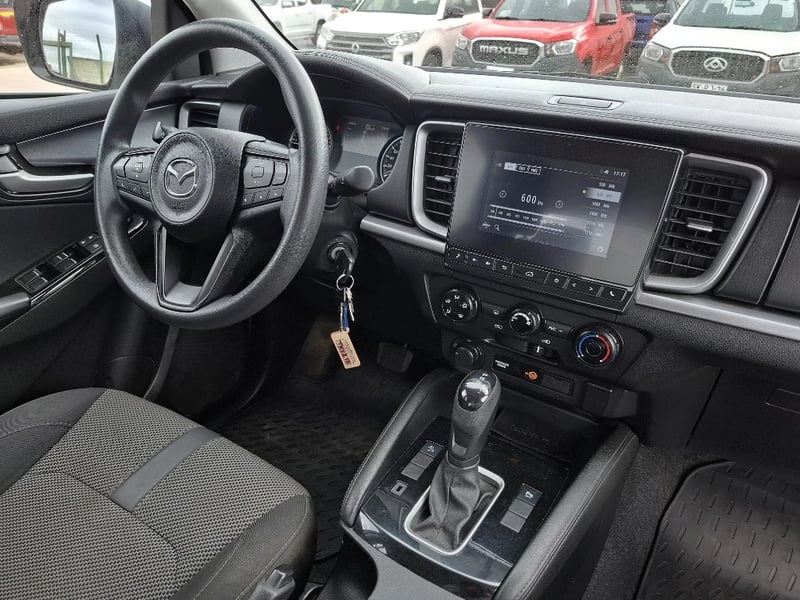 Mazda Bt-50 2024 - Imagen 19 de 20