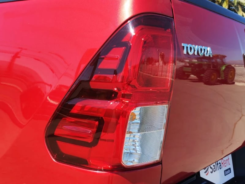 Toyota Hilux 2023 - Imagen 9 de 20
