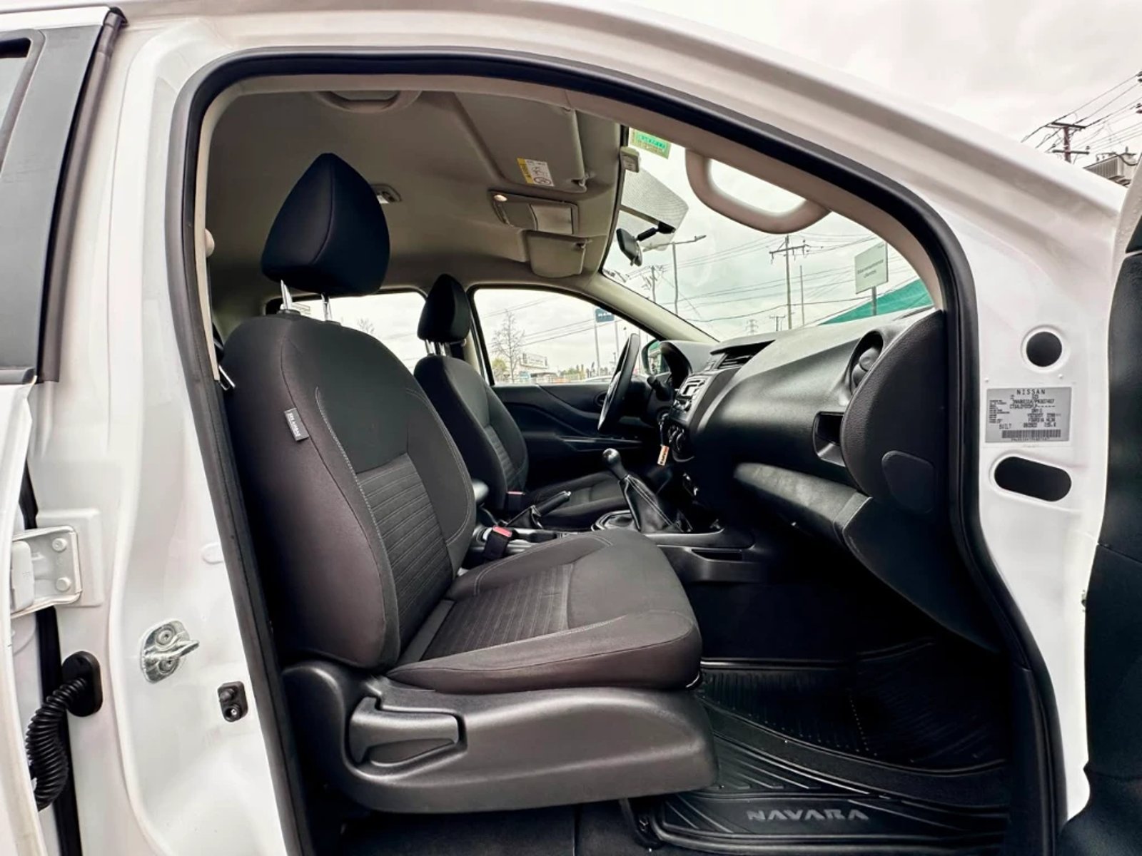 NISSAN NAVARA 2023 - Imagen 11 de 20